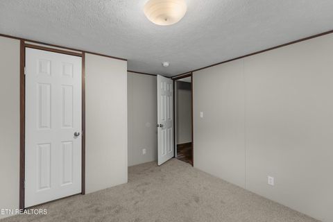 Tiny photo for 308 Mill Rd, Wartburg, TN 37887 (MLS # 1316710)