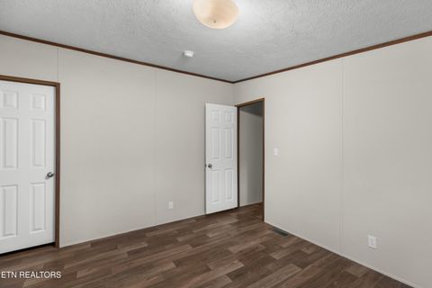 Tiny photo for 308 Mill Rd, Wartburg, TN 37887 (MLS # 1316710)