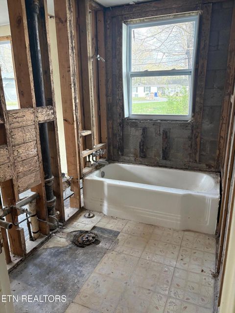 Tiny photo for 121 Marietta Circle, Oak Ridge, TN 37830 (MLS # 1334757)