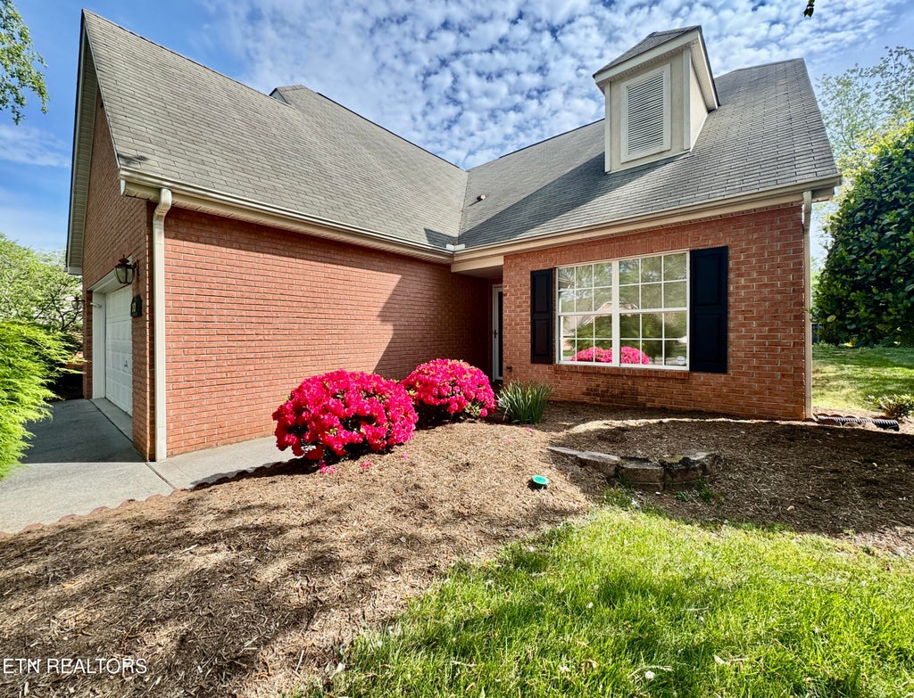 Photo of 2620 Knob Creek Lane, Knoxville, TN 37912 (MLS # 1343586)