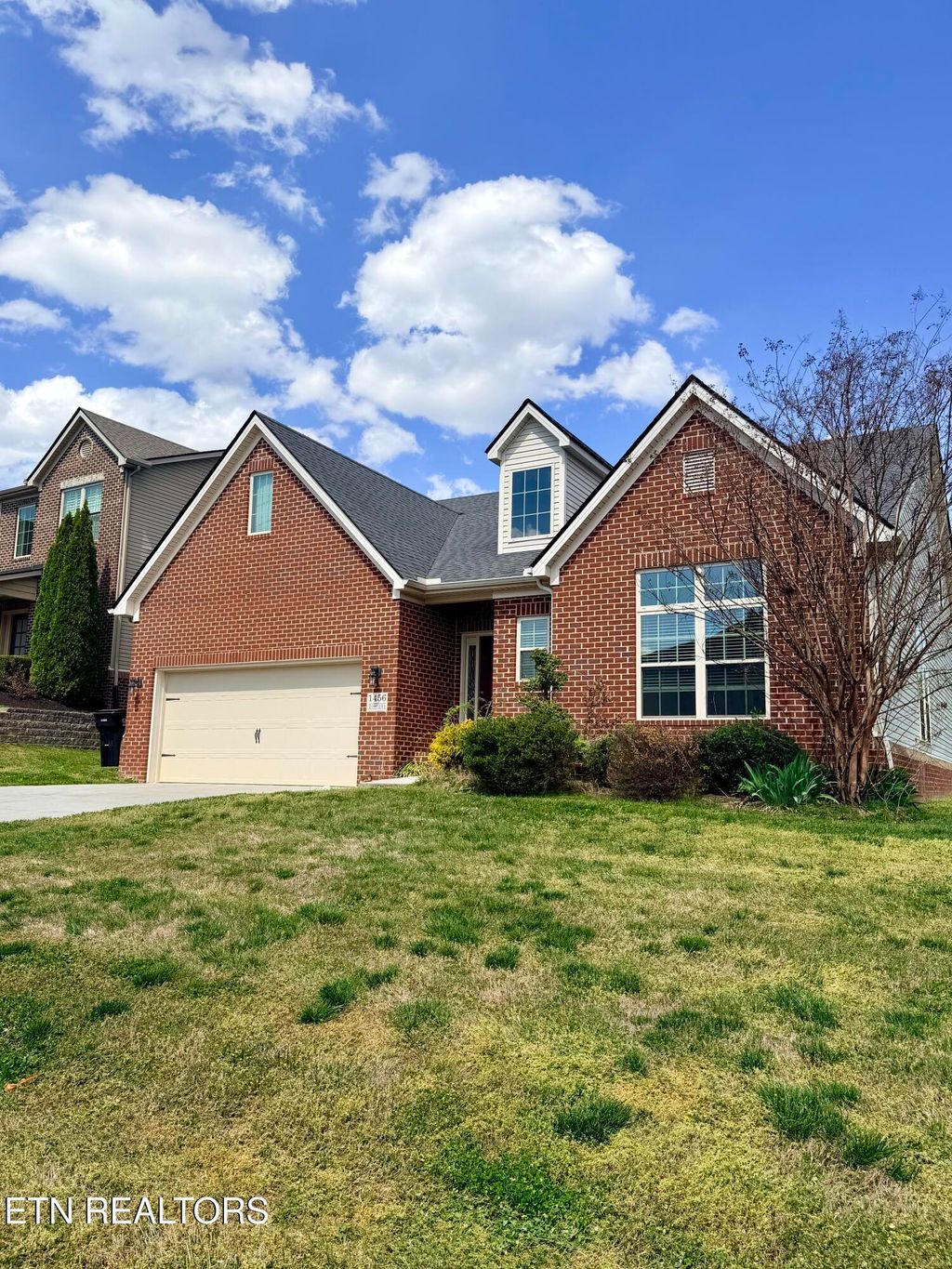 Photo of 1456 Mossy Rock Lane, Knoxville, TN 37922 (MLS # 1335134)