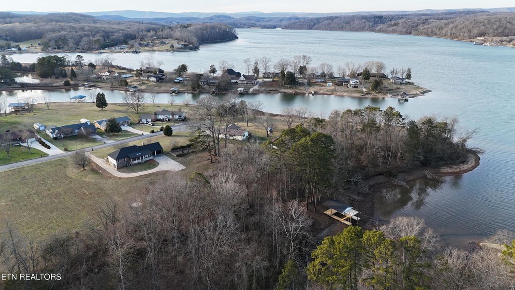 Photo of 114 Happy Ending Lane, Kingston, TN 37763 (MLS # 1326860)