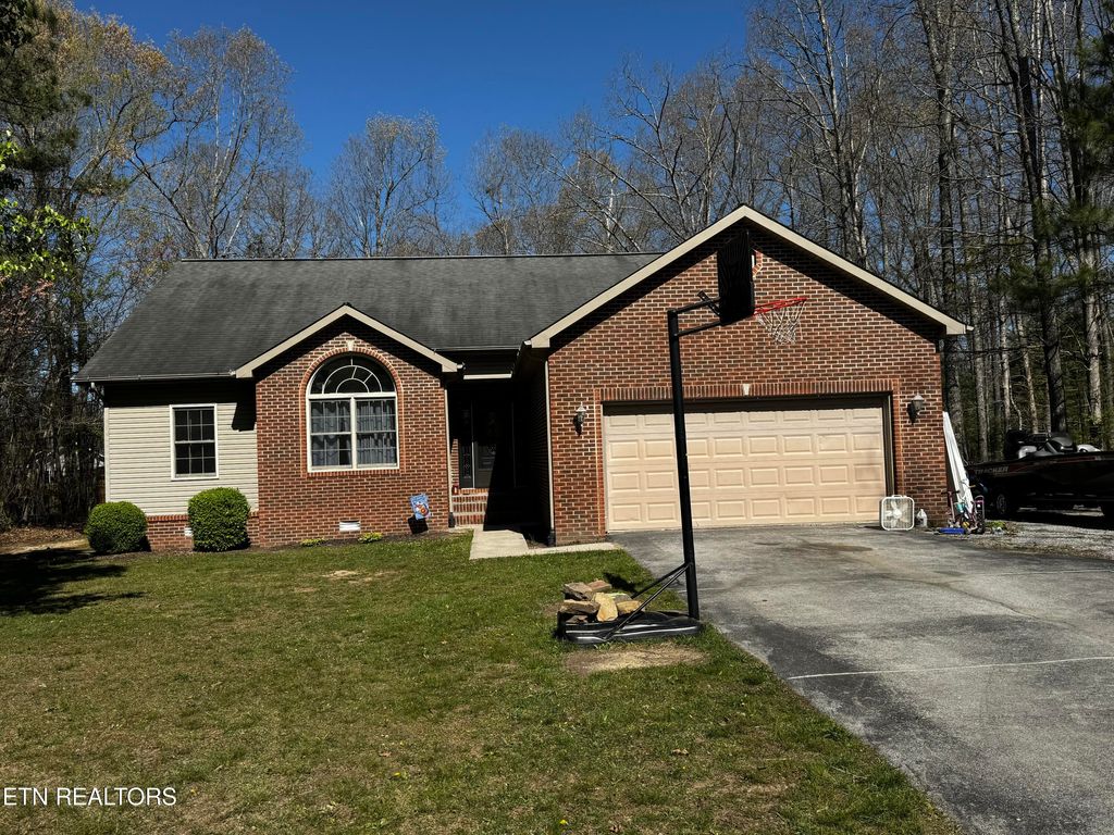 Photo of 2034 Keno Drive, Crossville, TN 38572 (MLS # 1297169)