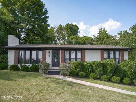 Photo of 3001 Walmar Drive, Knoxville, TN 37920 (MLS # 1355839)