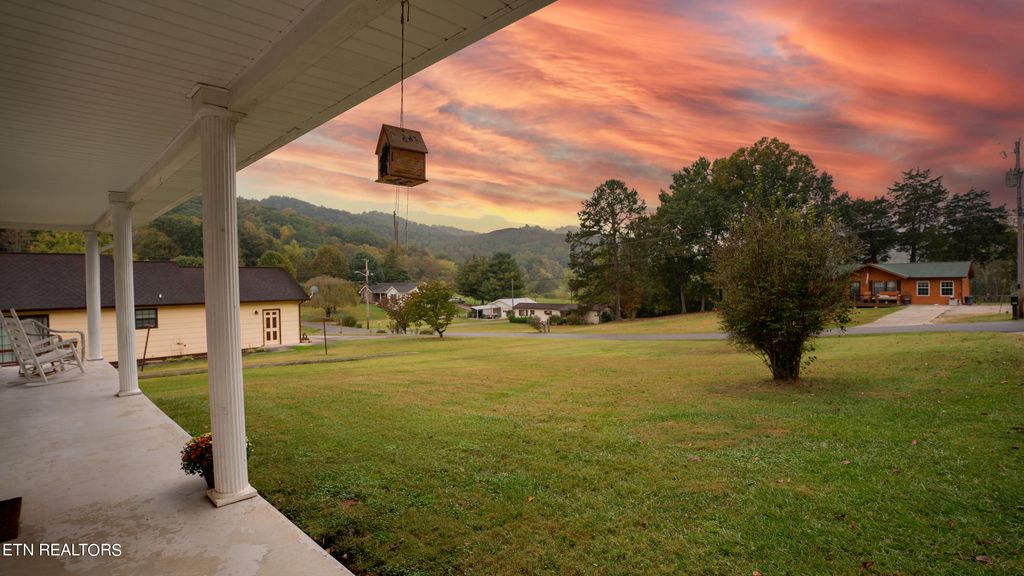 Photo of 308 Warwick Lane, Maynardville, TN 37807 (MLS # 1242173)