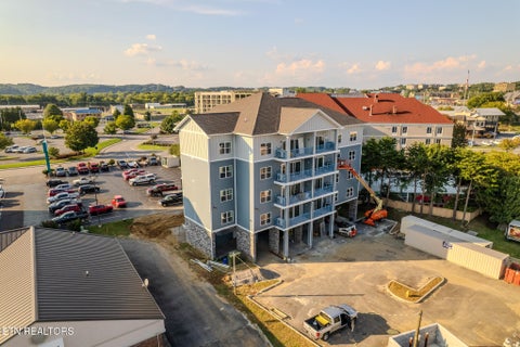 Tiny photo for 129 Sugarfoot Way #300, Pigeon Forge, TN 37863 (MLS # 1354750)