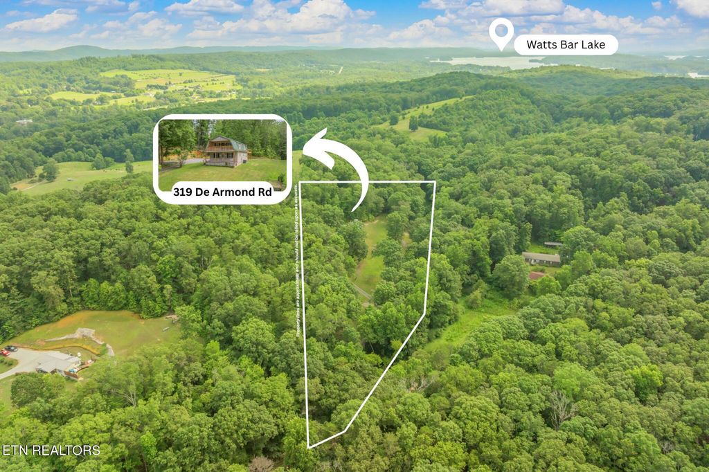 Photo of 319 De Armond Rd, Kingston, TN 37763 (MLS # 1307890)