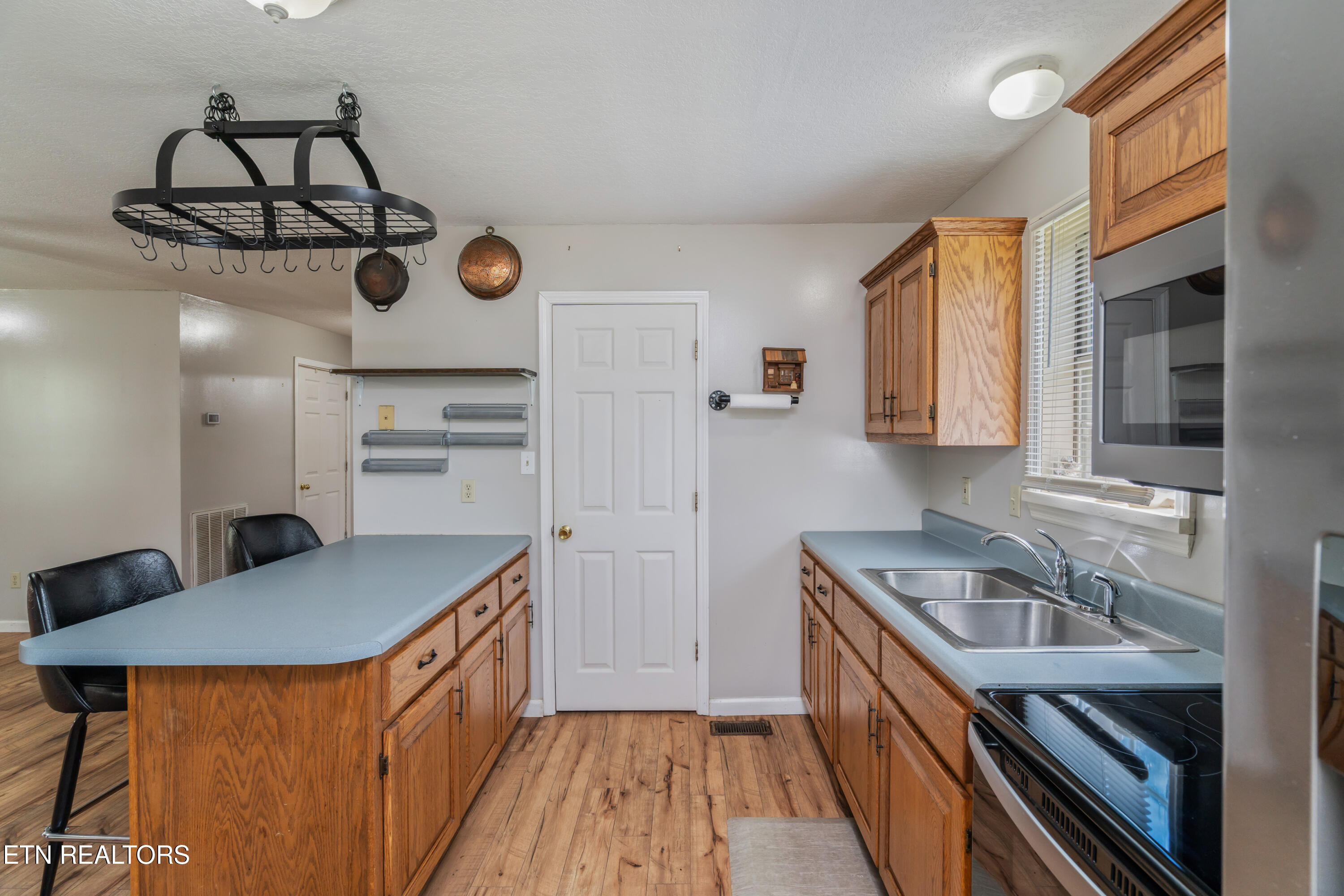 319 De Armond Rd
