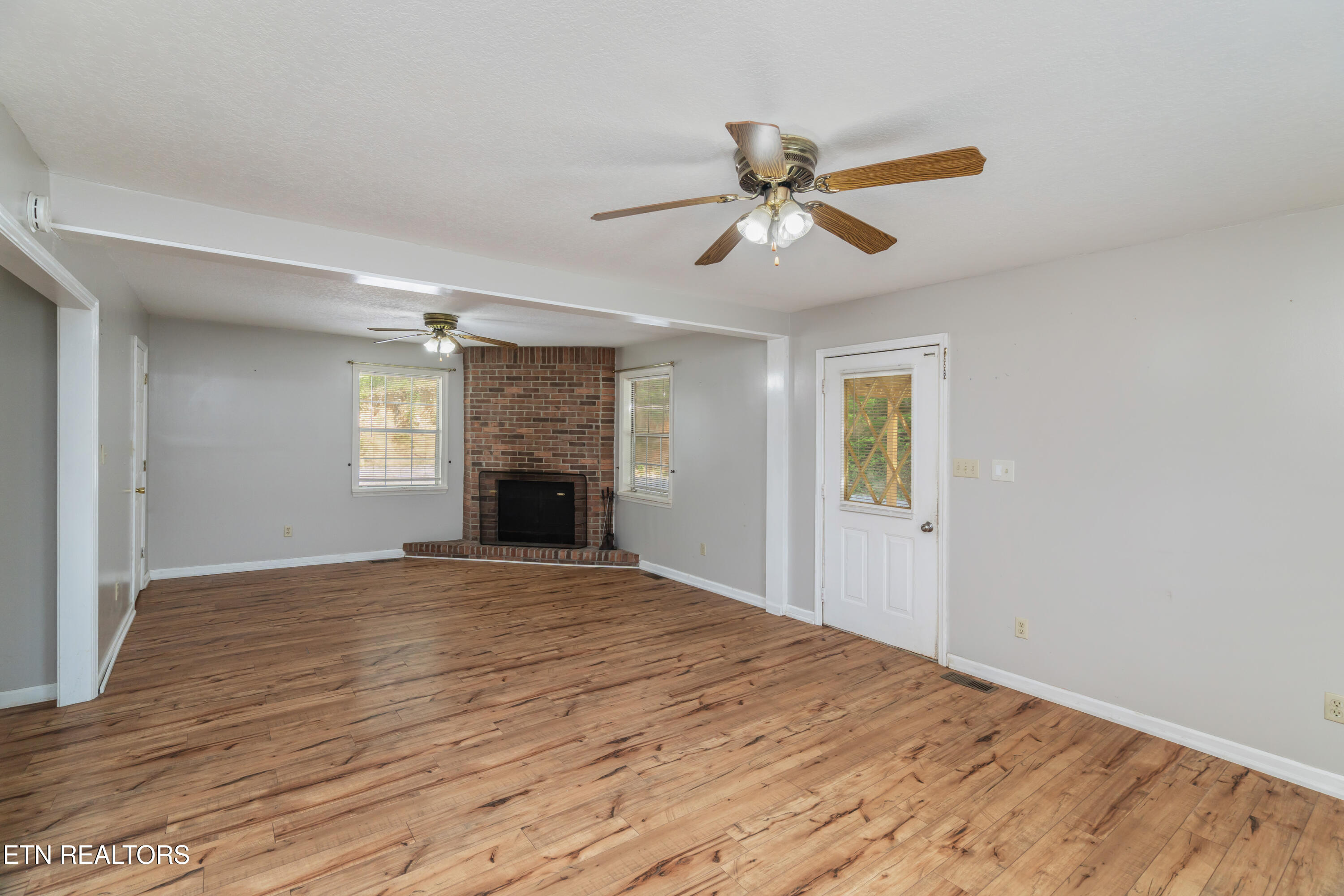 319 De Armond Rd