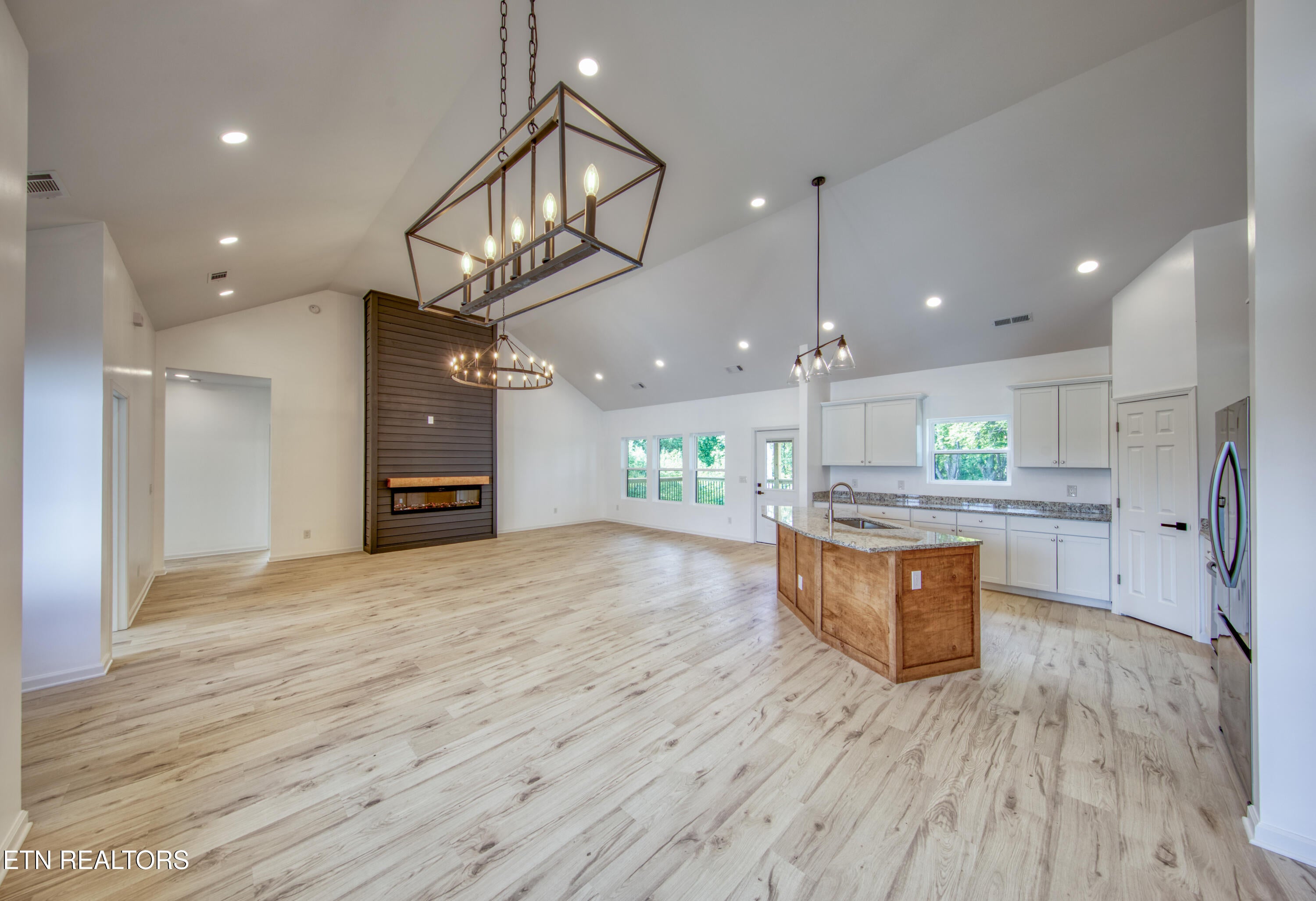 3259 Sandpiper Court