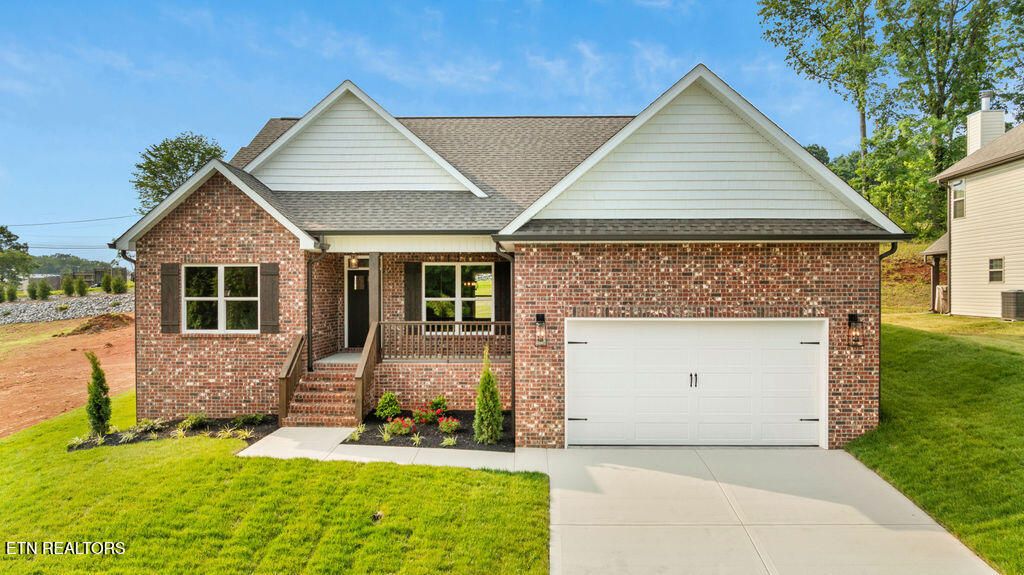 Photo of 519 Carrington Blvd, Lenoir City, TN 37771 (MLS # 1302895)
