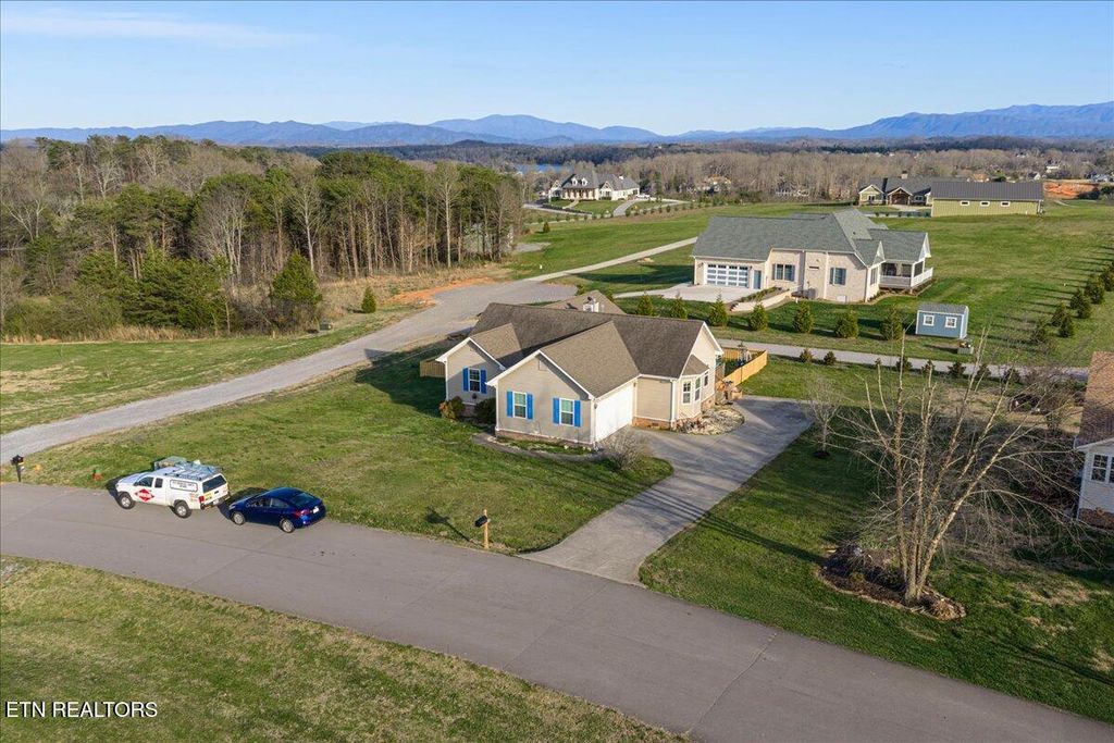 Photo of 186 Country Way Rd, Vonore, TN 37885 (MLS # 1331306)