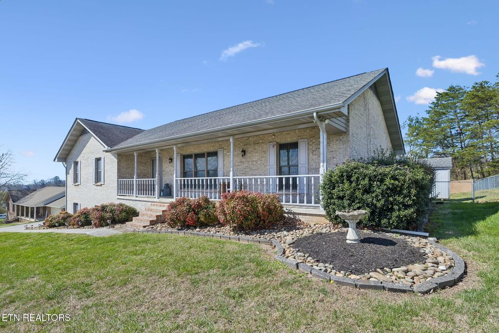 Photo of 729 Clydesdale Ave, Seymour, TN 37865 (MLS # 1324382)