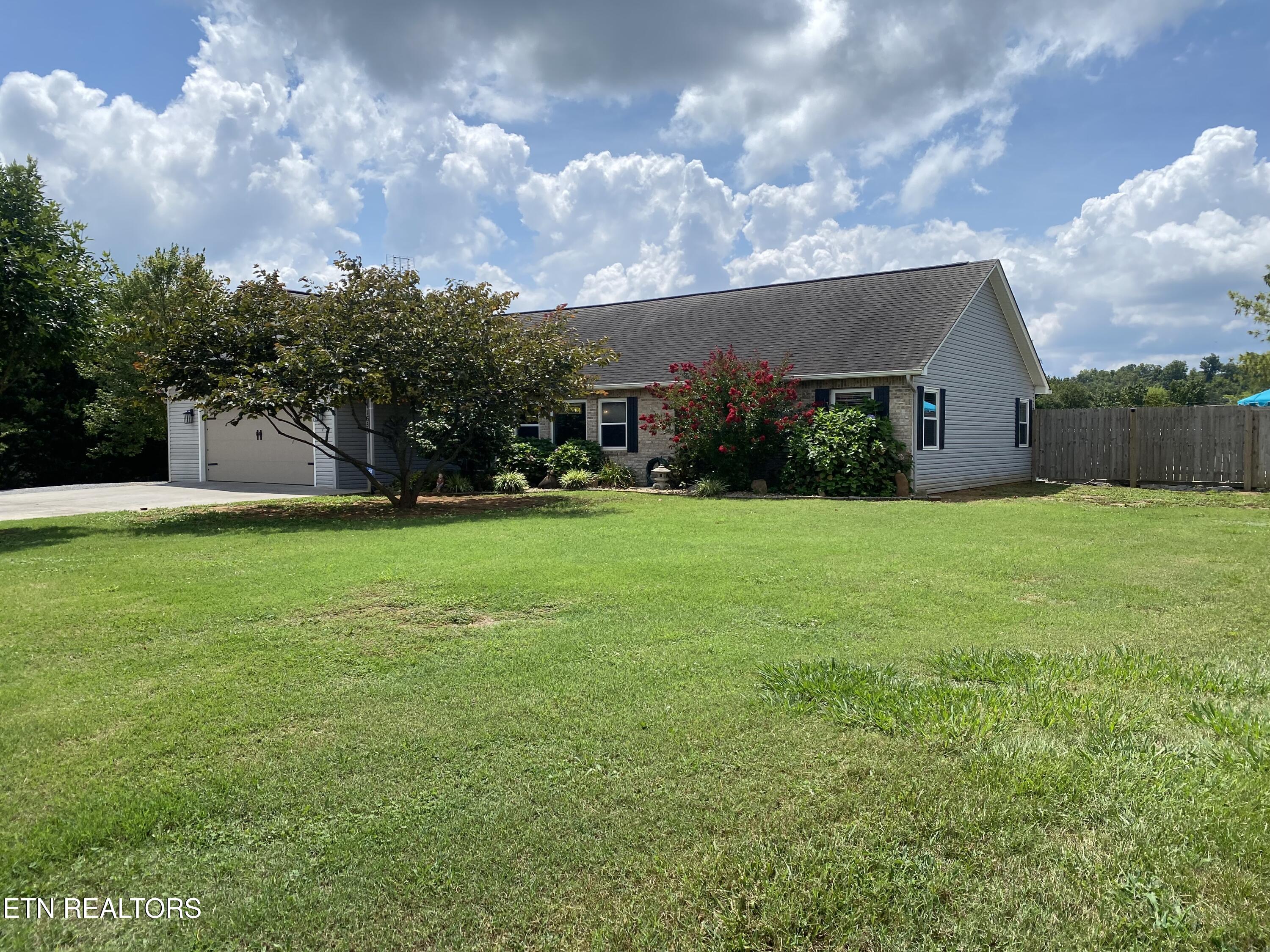 1635 Sams Drive