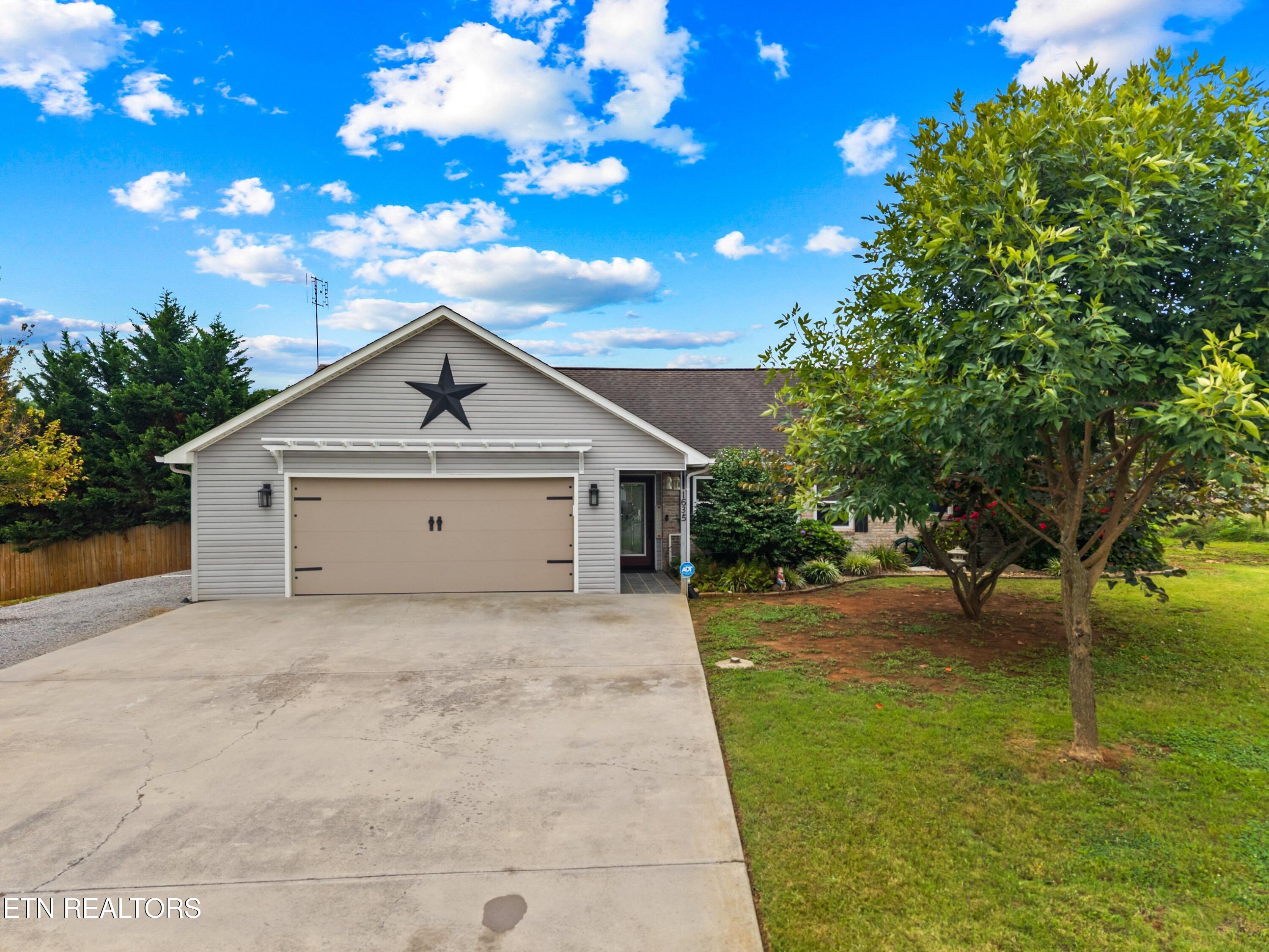 1635 Sams Drive