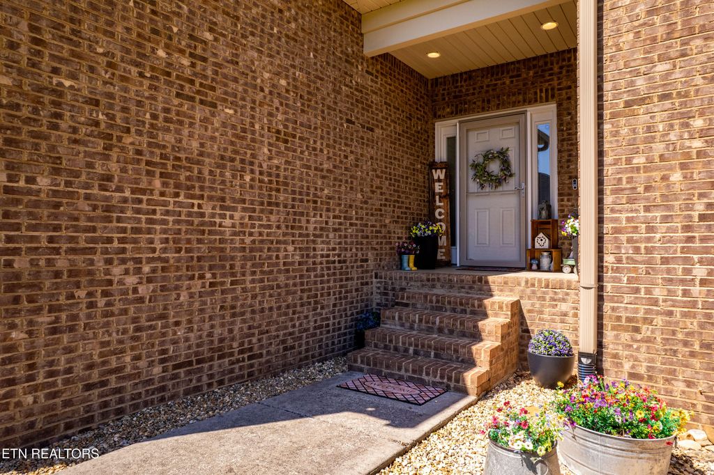 Photo of 1363 River Run Circle, Sevierville, TN 37876 (MLS # 1340289)