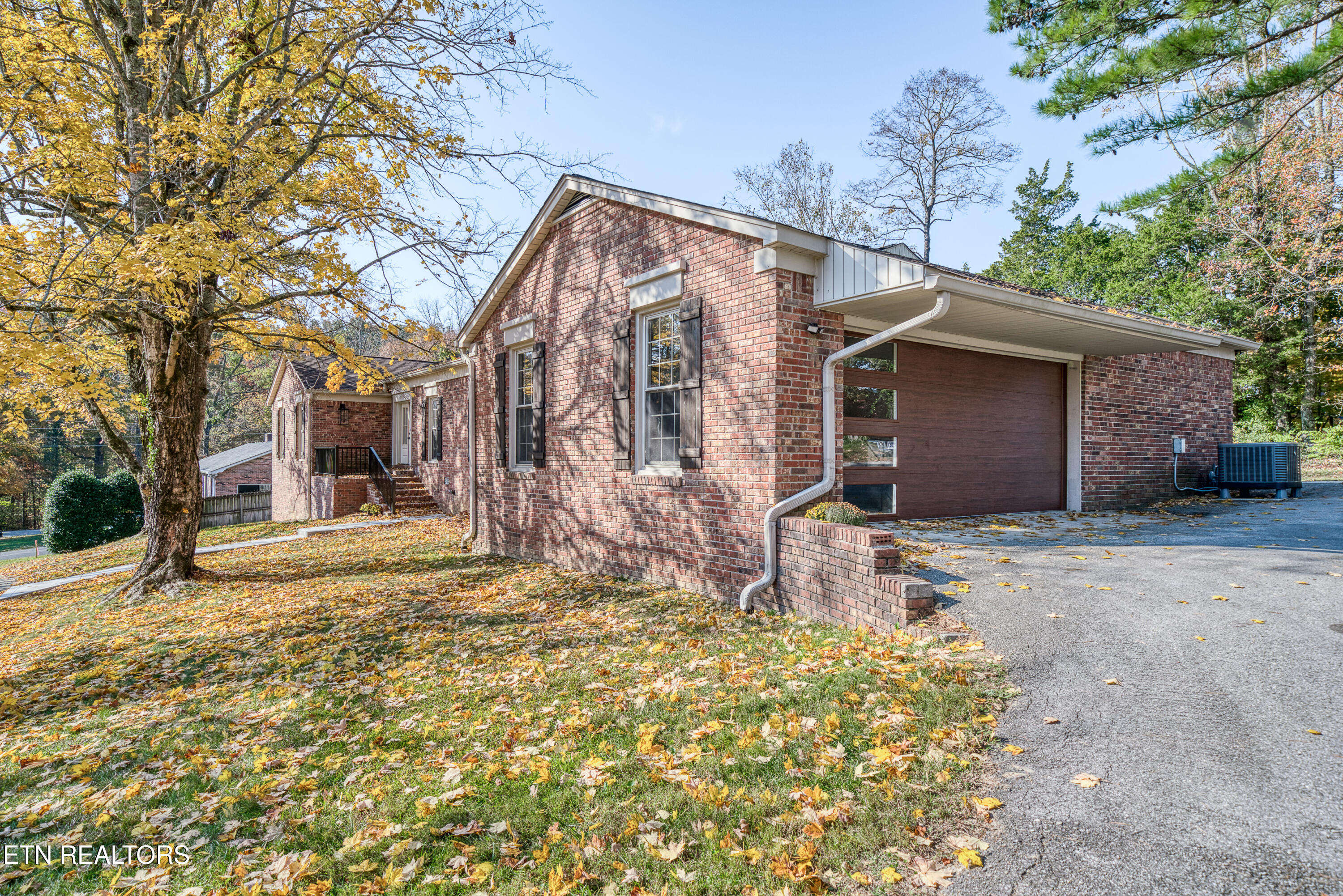 704 Brown Ave