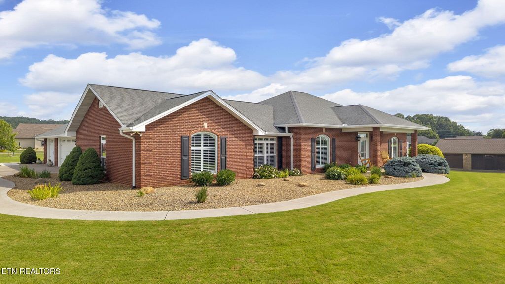 Photo of 1037 Southwind Circle, Dandridge, TN 37725 (MLS # 1305651)
