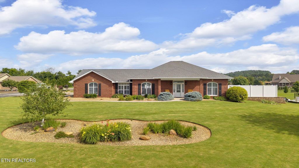 Photo of 1037 Southwind Circle, Dandridge, TN 37725 (MLS # 1305651)