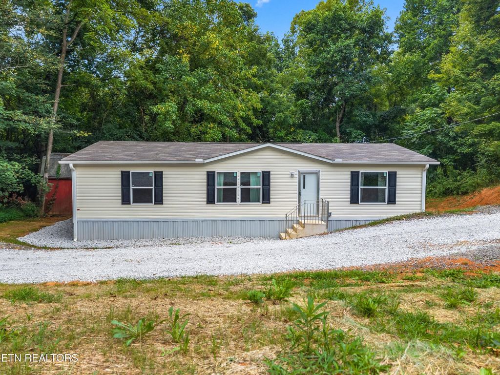 Photo of 814 Pullen Rd, Whitesburg, TN 37891 (MLS # 1314207)
