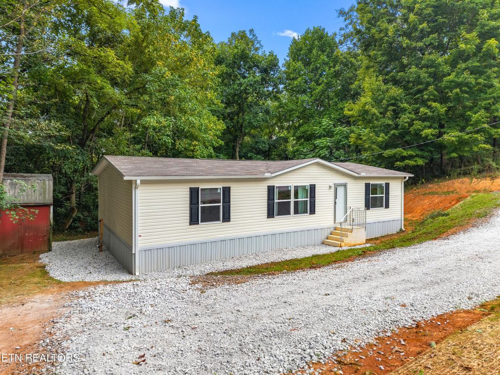 Photo of 814 Pullen Rd, Whitesburg, TN 37891 (MLS # 1314207)