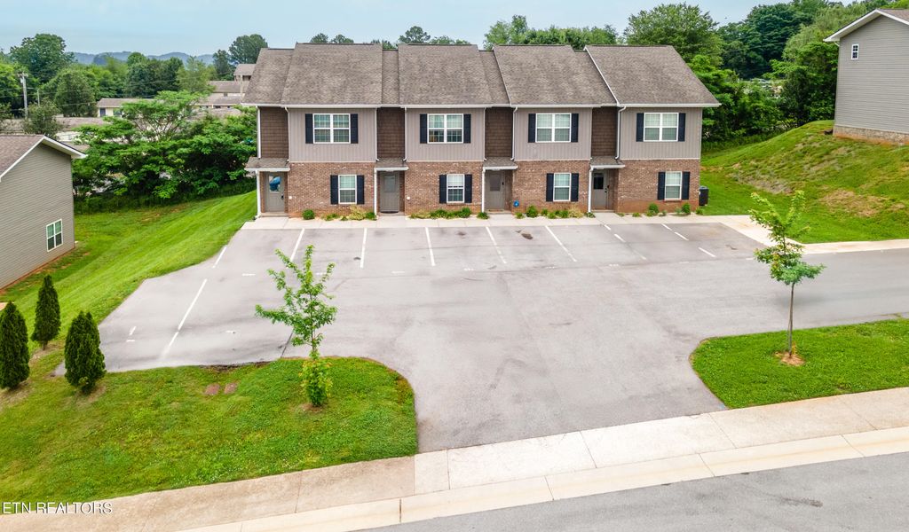 Photo of 926 Warrior Hill Lane, Alcoa, TN 37701 (MLS # 1263362)