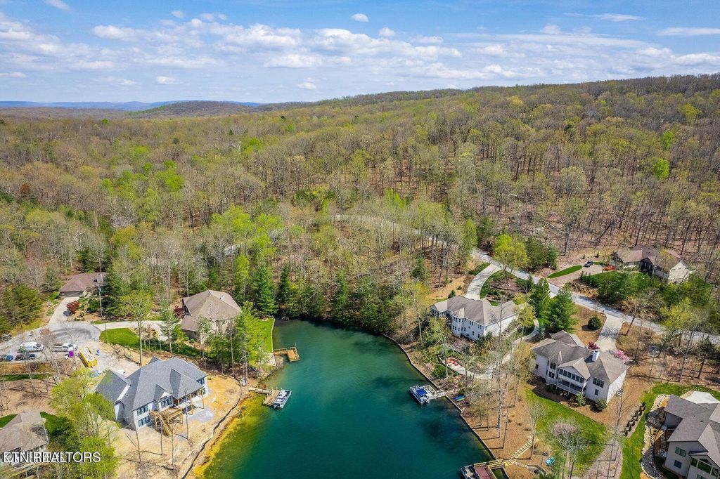 Photo of 38 Milnor Terrace, Crossville, TN 38558 (MLS # 1334381)