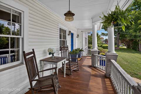 Tiny photo for 300 N Hicks St, Clinton, TN 37716 (MLS # 1349558)