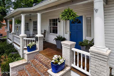Tiny photo for 300 N Hicks St, Clinton, TN 37716 (MLS # 1349558)