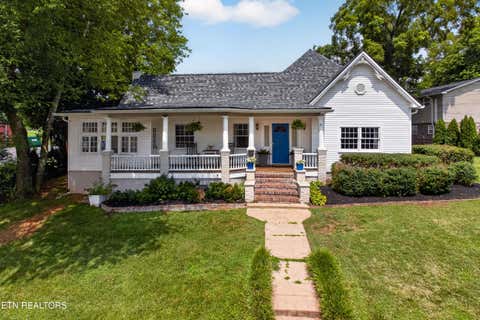 Photo of 300 N Hicks St, Clinton, TN 37716 (MLS # 1349558)
