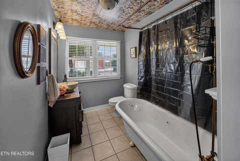 Tiny photo for 300 N Hicks St, Clinton, TN 37716 (MLS # 1349558)