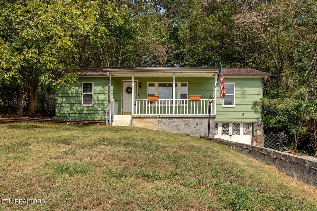 Photo of 313 King Drive, Harriman, TN 37748 (MLS # 1355527)