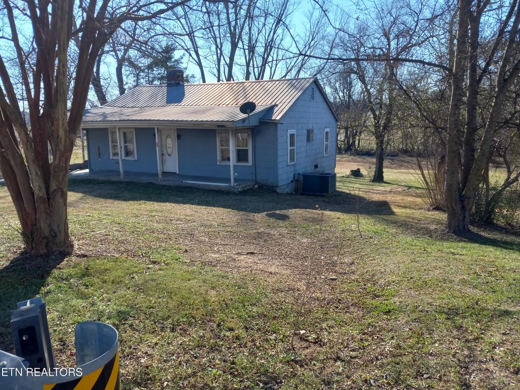 Photo of 1616 Old Hwy 68 Hwy, Sweetwater, TN 37874 (MLS # 1326711)