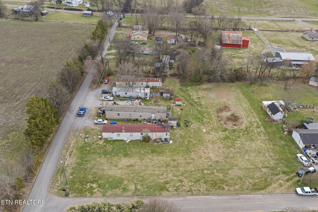 Photo of 149 Fairgarden Rd, Sevierville, TN 37876 (MLS # 1331919)