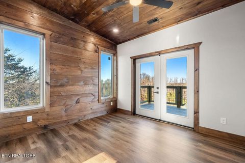 Tiny photo for 1567 Rainbow Ridge Way, Sevierville, TN 37862 (MLS # 1324782)