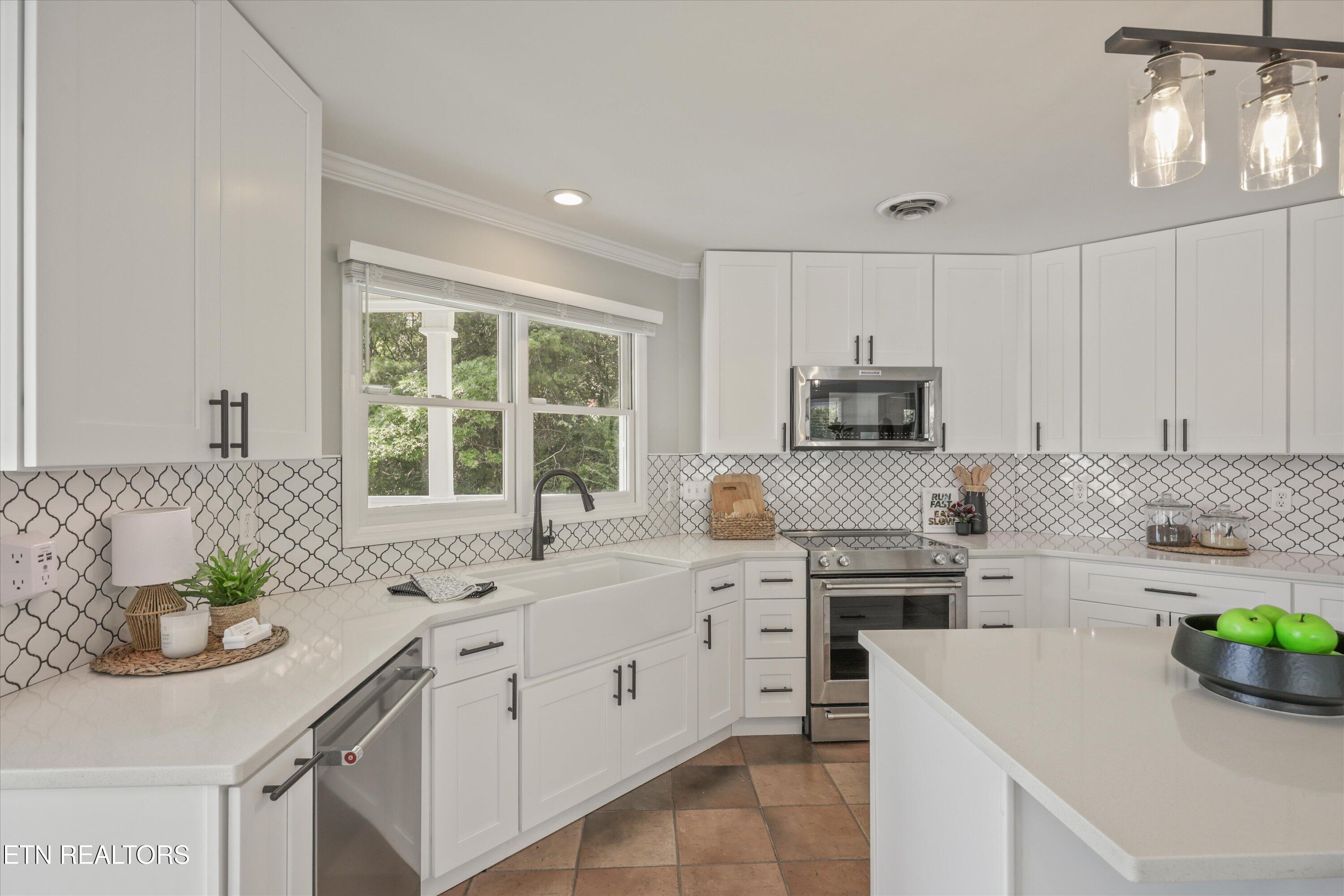 489 Jefferson Lane