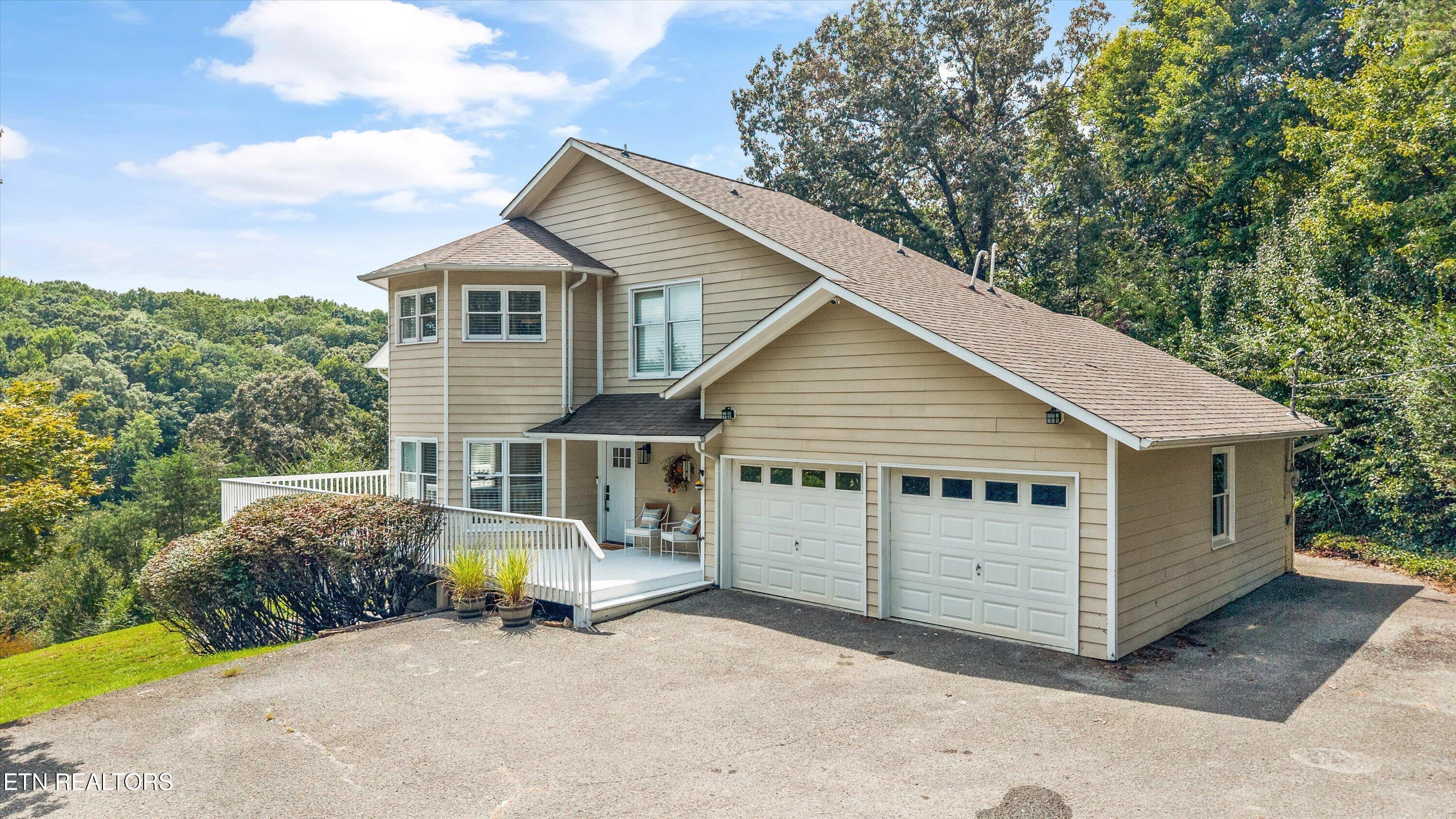 489 Jefferson Lane