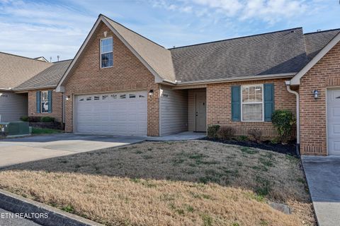 Photo of 5914 Pebble Run Way, Knoxville, TN 37918 (MLS # 1325682)