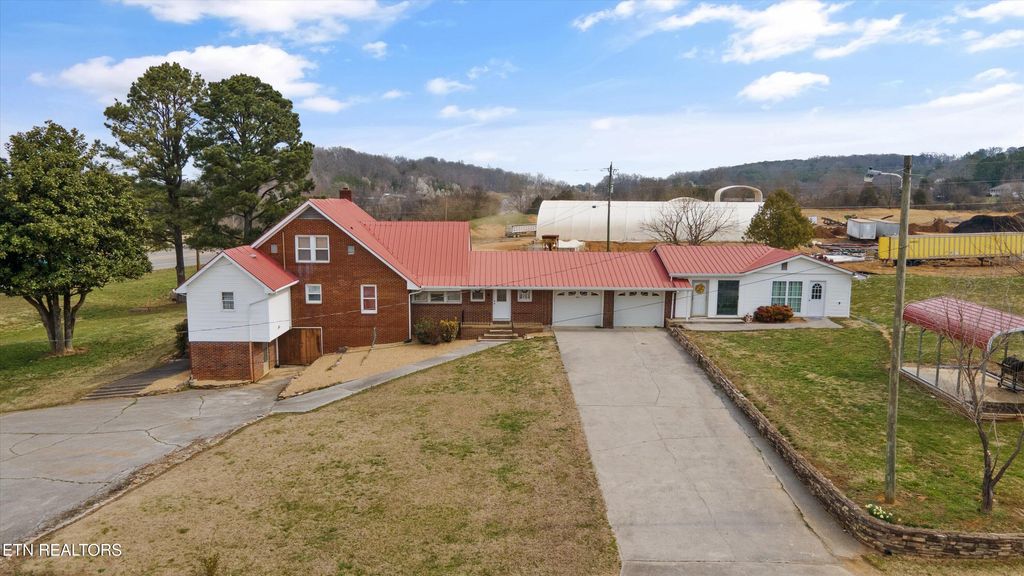 Photo of 4628 US-411, Maryville, TN 37801 (MLS # 1318135)