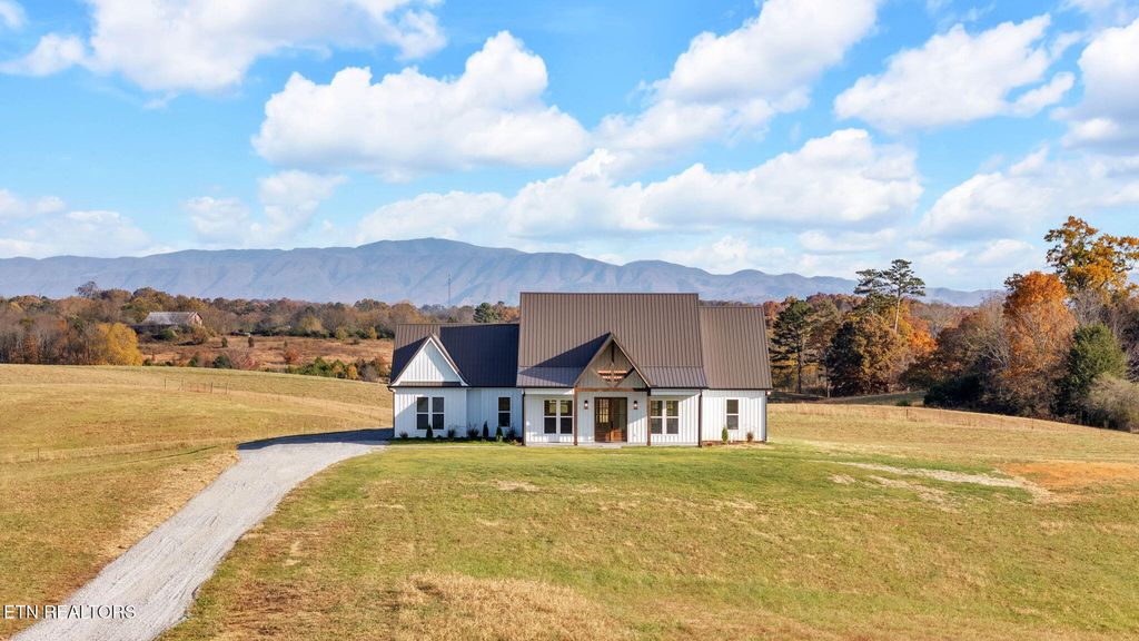 Photo of 245 Pates Hill Rd, Mosheim, TN 37818 (MLS # 1321470)