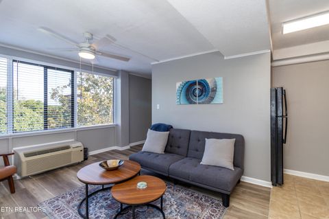 Tiny photo for 1700 Clinch Ave #502, Knoxville, TN 37916 (MLS # 1326306)