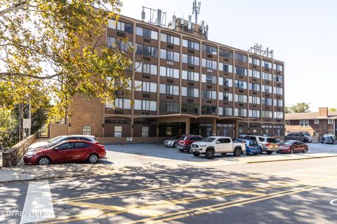 Photo of 1700 Clinch Ave #502, Knoxville, TN 37916 (MLS # 1326306)