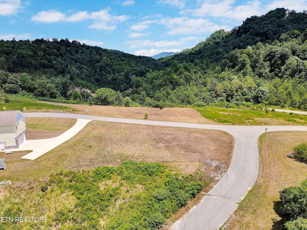 Photo of Windward Blvd, Tazewell, TN 37879 (MLS # 1270432)