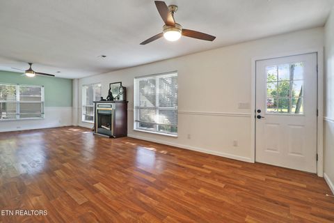 Tiny photo for 8429 Cherokee Tr, Crossville, TN 38572 (MLS # 1339518)