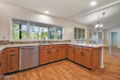 Tiny photo for 8429 Cherokee Tr, Crossville, TN 38572 (MLS # 1339518)
