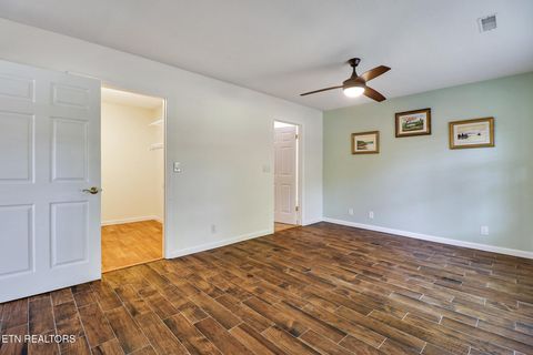 Tiny photo for 8429 Cherokee Tr, Crossville, TN 38572 (MLS # 1339518)