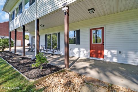 Tiny photo for 8429 Cherokee Tr, Crossville, TN 38572 (MLS # 1339518)