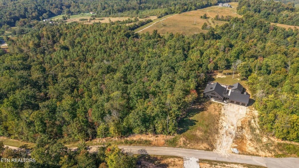411 TRAVELLERS WAY, LENOIR CITY, TN 37771 - Image c8a9f7781fc62ab757eb9bf5b37bca54/4043196324