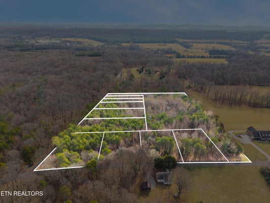 ADDRESS PRIVATE, NIOTA, TN 37826 - Image c8adef6b9f7d20cbfd009d46a95b4fdf/3328525620
