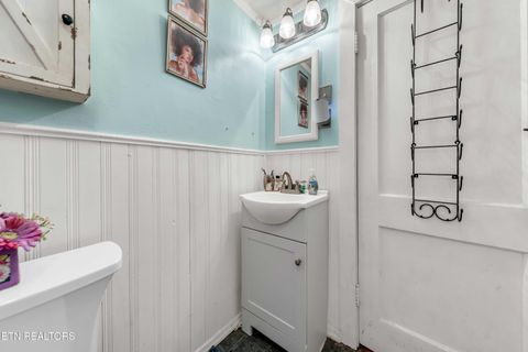 Tiny photo for 6155 Lacy Rd, Knoxville, TN 37912 (MLS # 1335628)